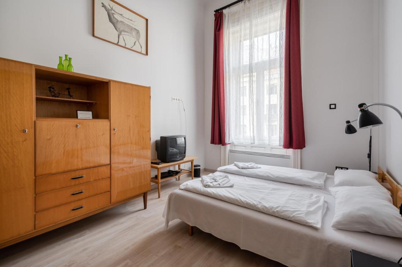 Retro Rebel Mode Apartment Budapest Extérieur photo