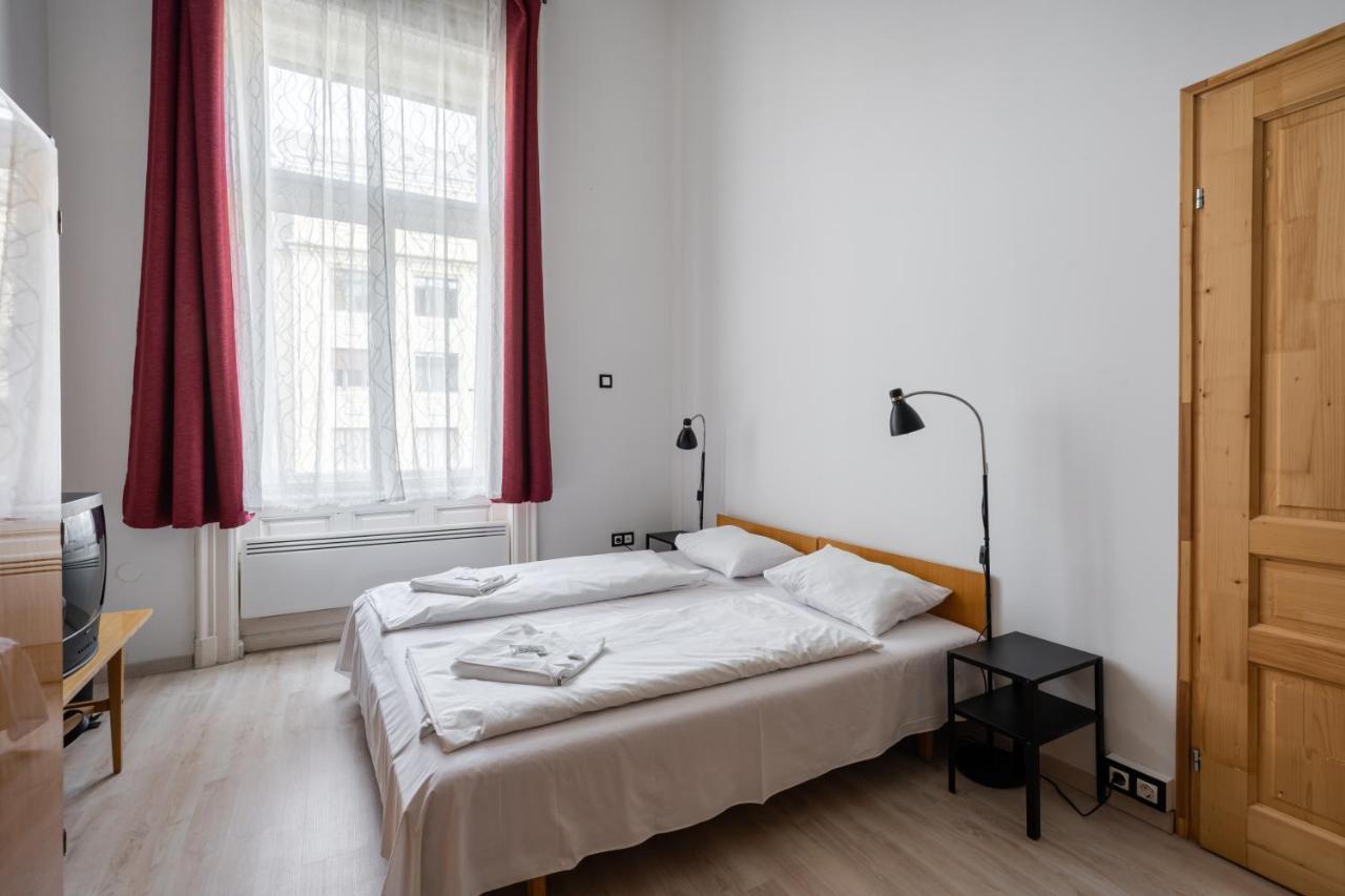 Retro Rebel Mode Apartment Budapest Extérieur photo